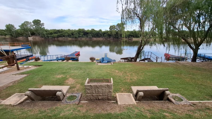 4 Bedroom Property for Sale in Vaal Park North West